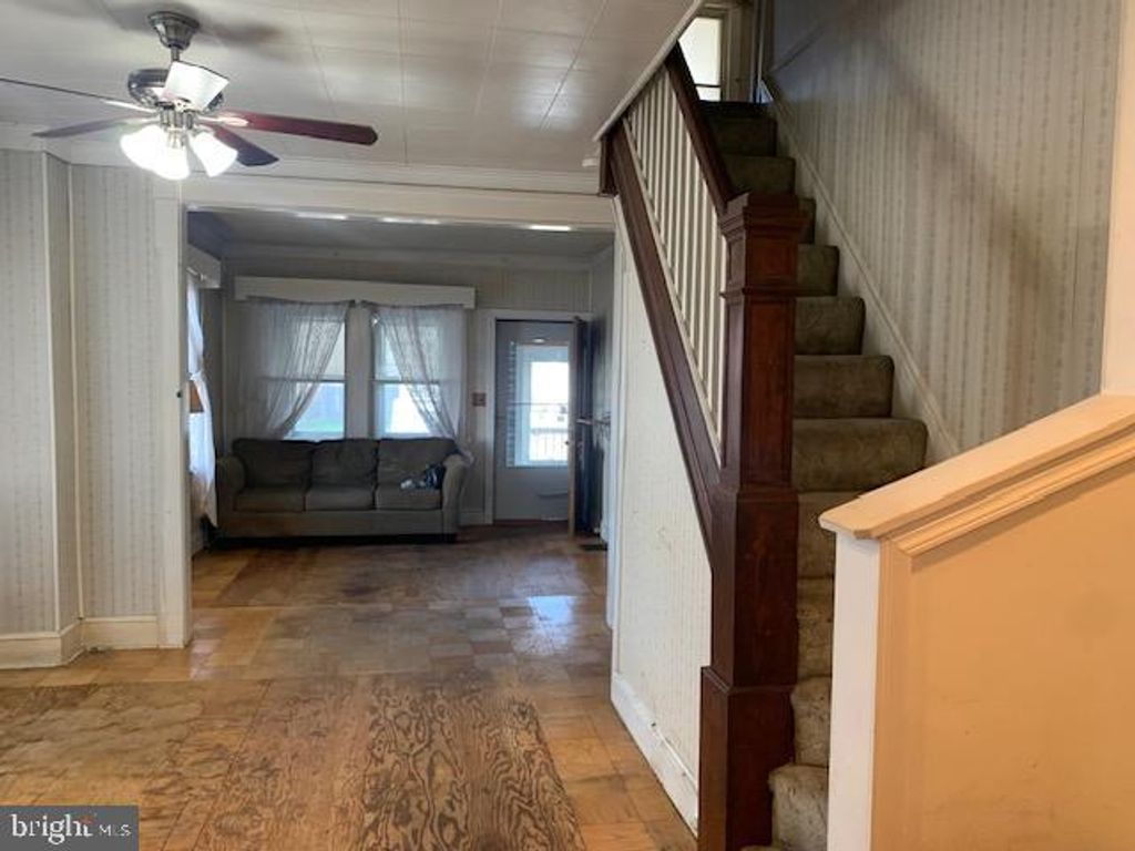 Image 6 of property listing at 1900 MONUMENTAL RD, Baltimore, MD 21222