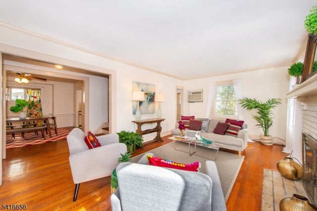 29 Norwood Ave, Montclair Twp., NJ 07043