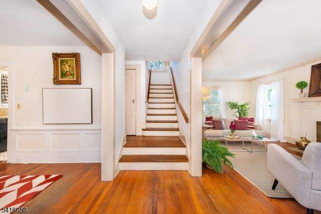 29 Norwood Ave, Montclair Twp., NJ 07043