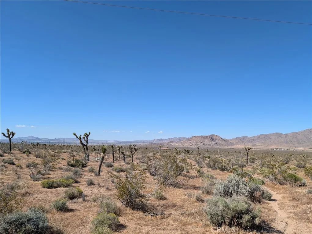 0 0, Apple Valley, CA 92308