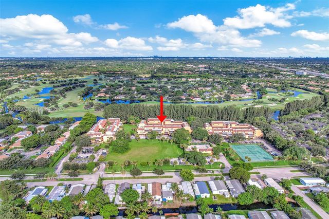 430 Commodore Drive 304, Plantation, FL 33325