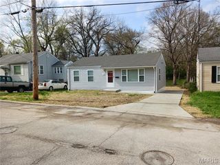 511 Ruggles, St Louis, MO 63135