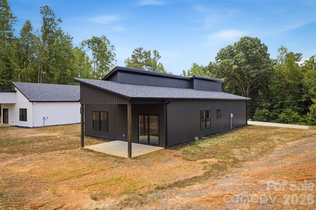 917 Overlook Drive SW, Lenoir, NC 28645