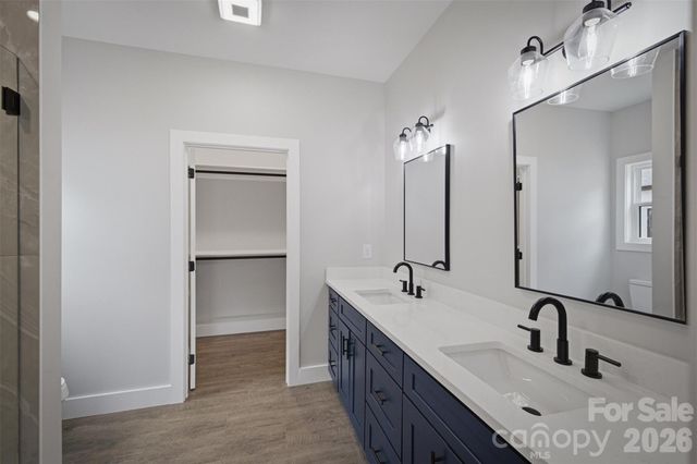 917 Overlook Drive SW, Lenoir, NC 28645