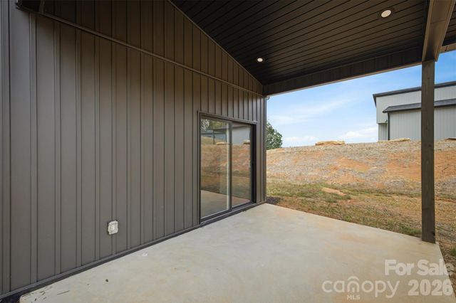 917 Overlook Drive SW, Lenoir, NC 28645