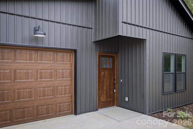 917 Overlook Drive SW, Lenoir, NC 28645