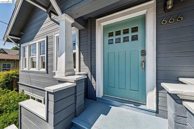 666 46th St, Oakland, CA 94609