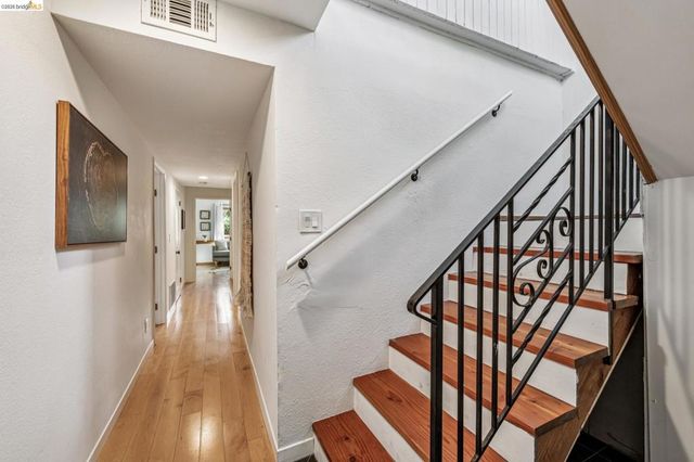 666 46th St, Oakland, CA 94609