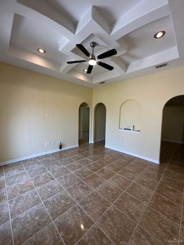 1502 W Kennedy Avenue, Alton, TX 78573