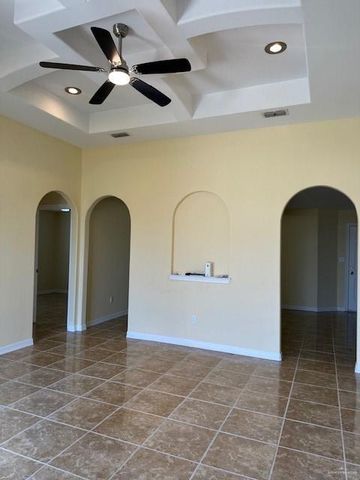 1502 W Kennedy Avenue, Alton, TX 78573