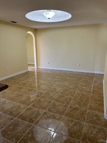 1502 W Kennedy Avenue, Alton, TX 78573