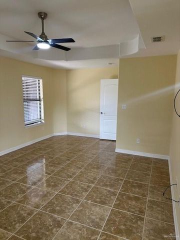 1502 W Kennedy Avenue, Alton, TX 78573