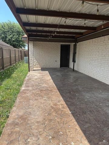1502 W Kennedy Avenue, Alton, TX 78573