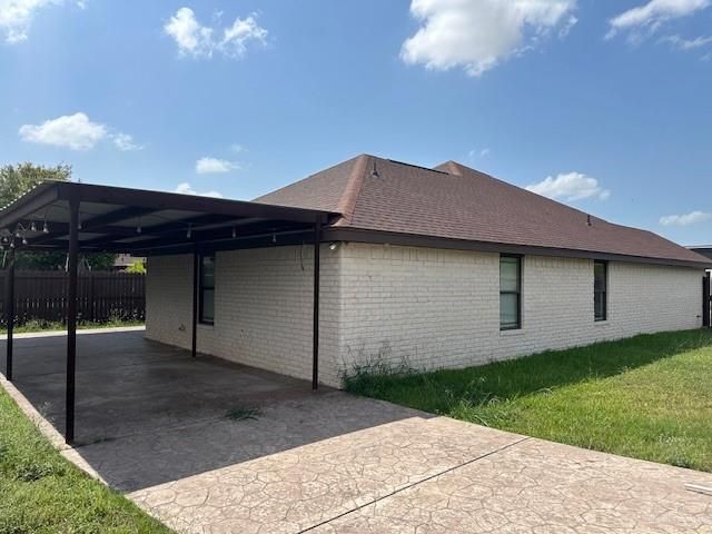 1502 W Kennedy Avenue, Alton, TX 78573