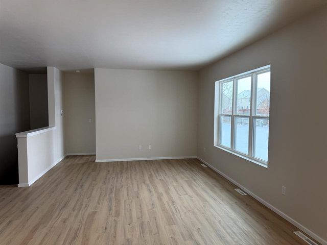 N9355 GEMSTONE COURT, Appleton, WI 54915