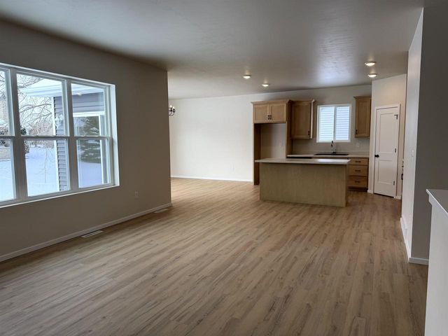 N9355 GEMSTONE COURT, Appleton, WI 54915