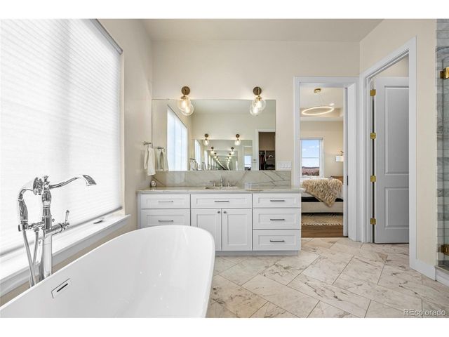 1675 Arrowpoint Ct, Franktown, CO 80116