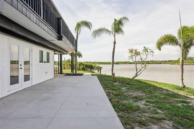 1220 STOVER COURT, Holiday, FL 34691