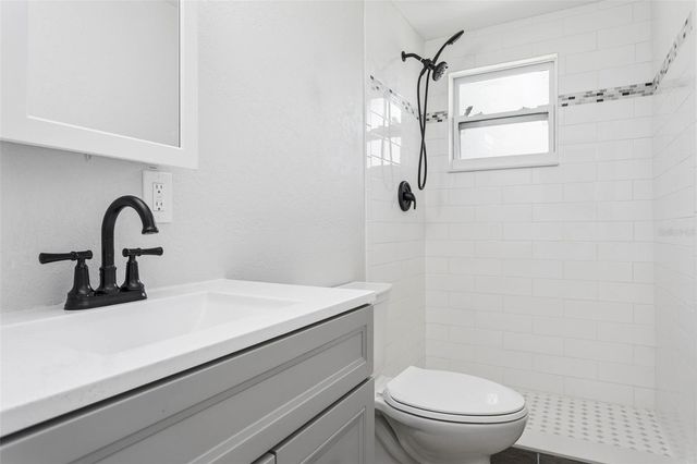 1220 STOVER COURT, Holiday, FL 34691