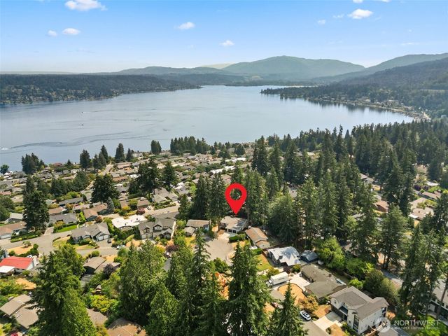 16639 SE 26th Place, Bellevue, WA 98008