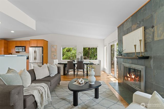 16639 SE 26th Place, Bellevue, WA 98008