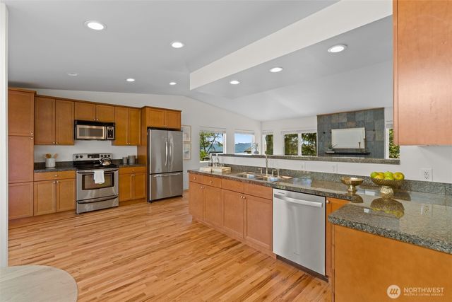 16639 SE 26th Place, Bellevue, WA 98008