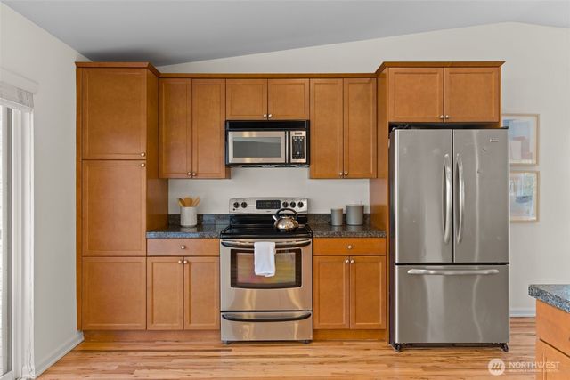 16639 SE 26th Place, Bellevue, WA 98008