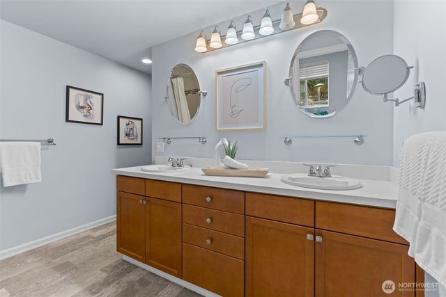 16639 SE 26th Place, Bellevue, WA 98008