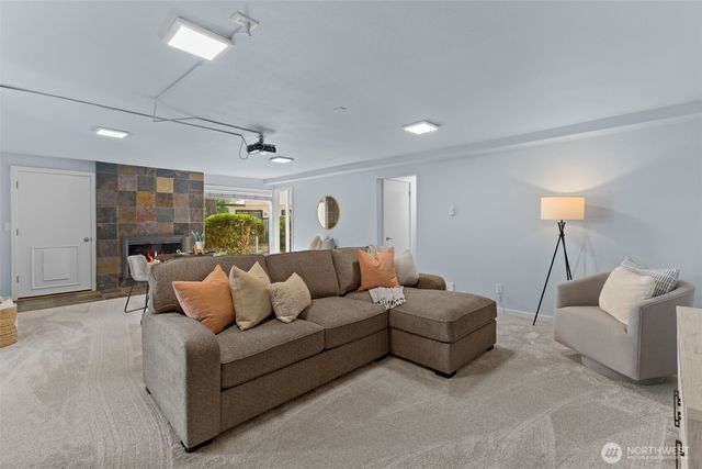 16639 SE 26th Place, Bellevue, WA 98008