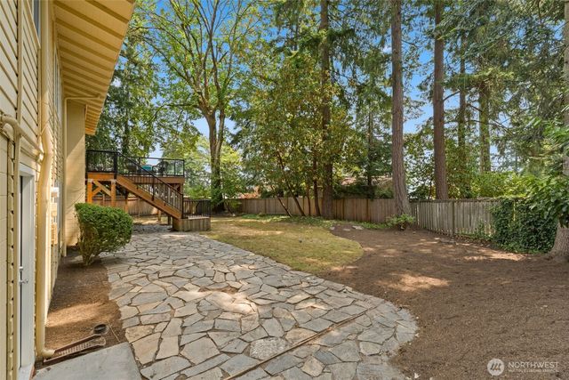 16639 SE 26th Place, Bellevue, WA 98008