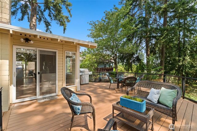 16639 SE 26th Place, Bellevue, WA 98008