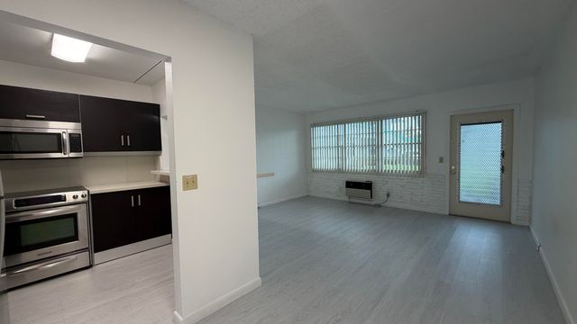 319 Newport V, Deerfield Beach, FL 33442