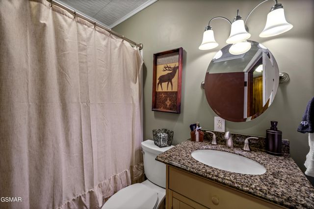 1923 E Arolla Court, Gatlinburg, TN 37738