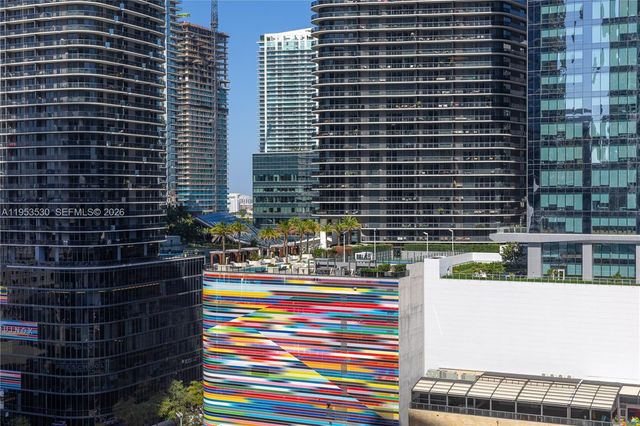 1010 Brickell Ave 1701, Miami, FL 33131