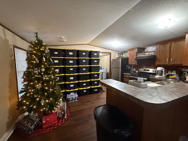 140 Pin Oak, Morehead, KY 40351