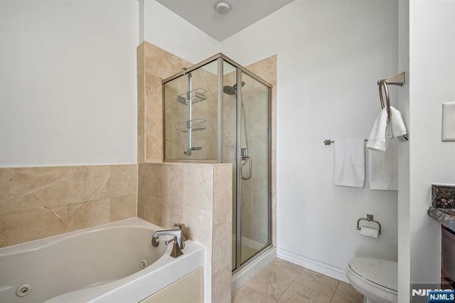 22 Ave At Port Imperial 302, West New York, NJ 07093