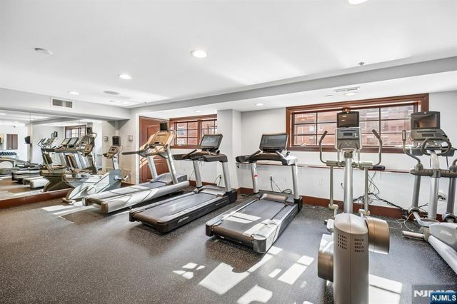 22 Ave At Port Imperial 302, West New York, NJ 07093