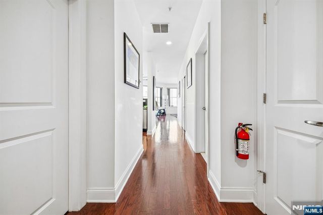 22 Ave At Port Imperial 302, West New York, NJ 07093