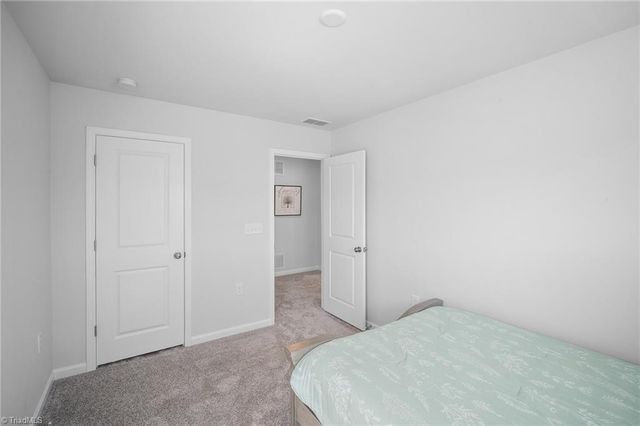 818 Falls Grove Trail, High Point, NC 27265