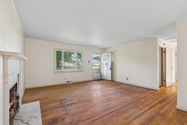196 Euclid Avenue, Delaware, OH 43015