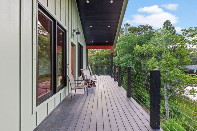 8536 Kingsley Place, Navarre, FL 32566