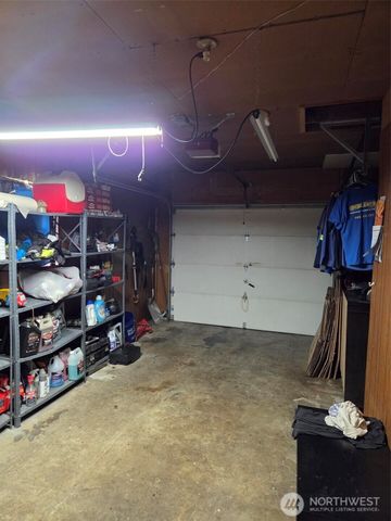 1638 119th St S, Tacoma, WA 98444