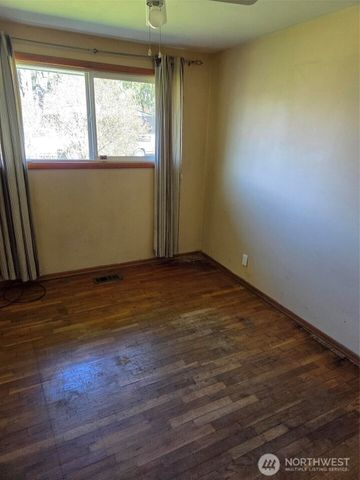 1638 119th St S, Tacoma, WA 98444