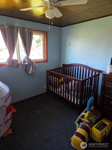 1638 119th St S, Tacoma, WA 98444