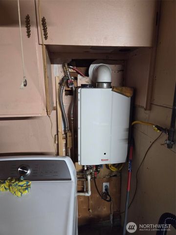 1638 119th St S, Tacoma, WA 98444