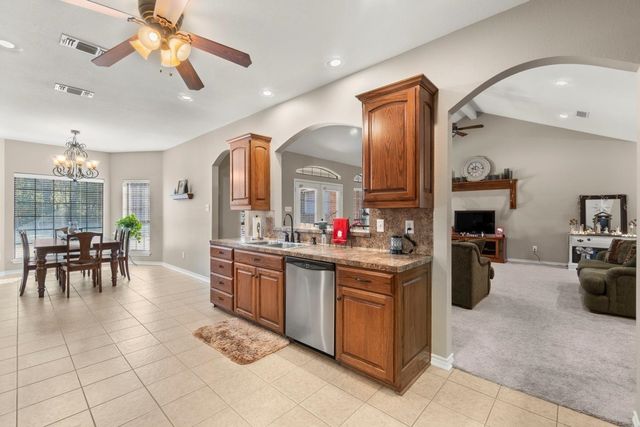 1839 Lime Tree, Gilmer, TX 75644