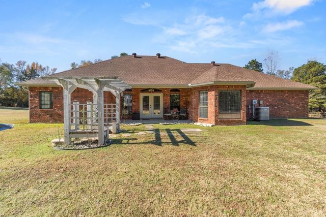 1839 Lime Tree, Gilmer, TX 75644