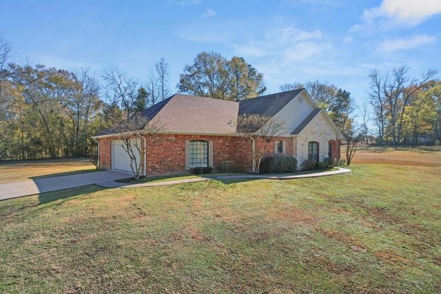 1839 Lime Tree, Gilmer, TX 75644