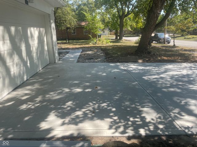 1416 Miami Court S, Plainfield, IN 46168