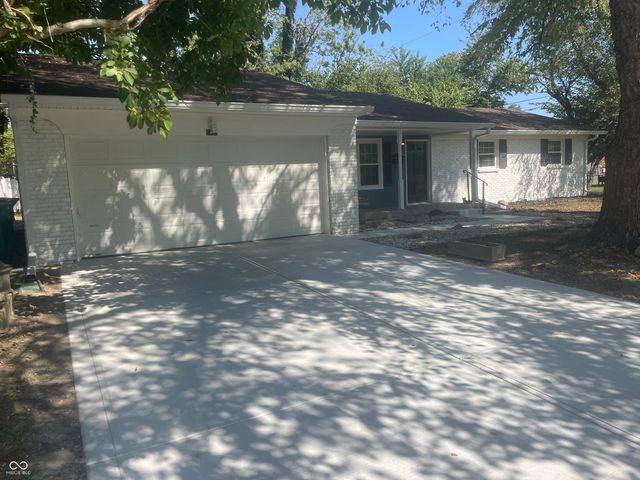 1416 Miami Court S, Plainfield, IN 46168